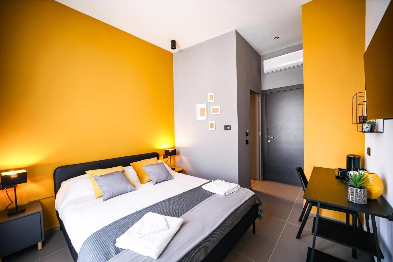 Materdays 24 Bed and Breakfast Napels Buitenkant foto