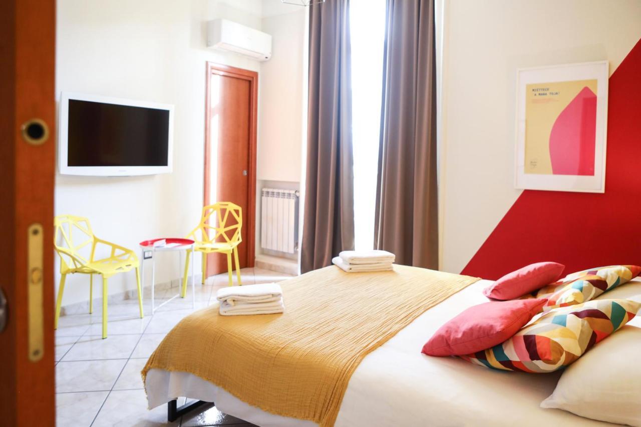 Materdays 24 Bed and Breakfast Napels Buitenkant foto